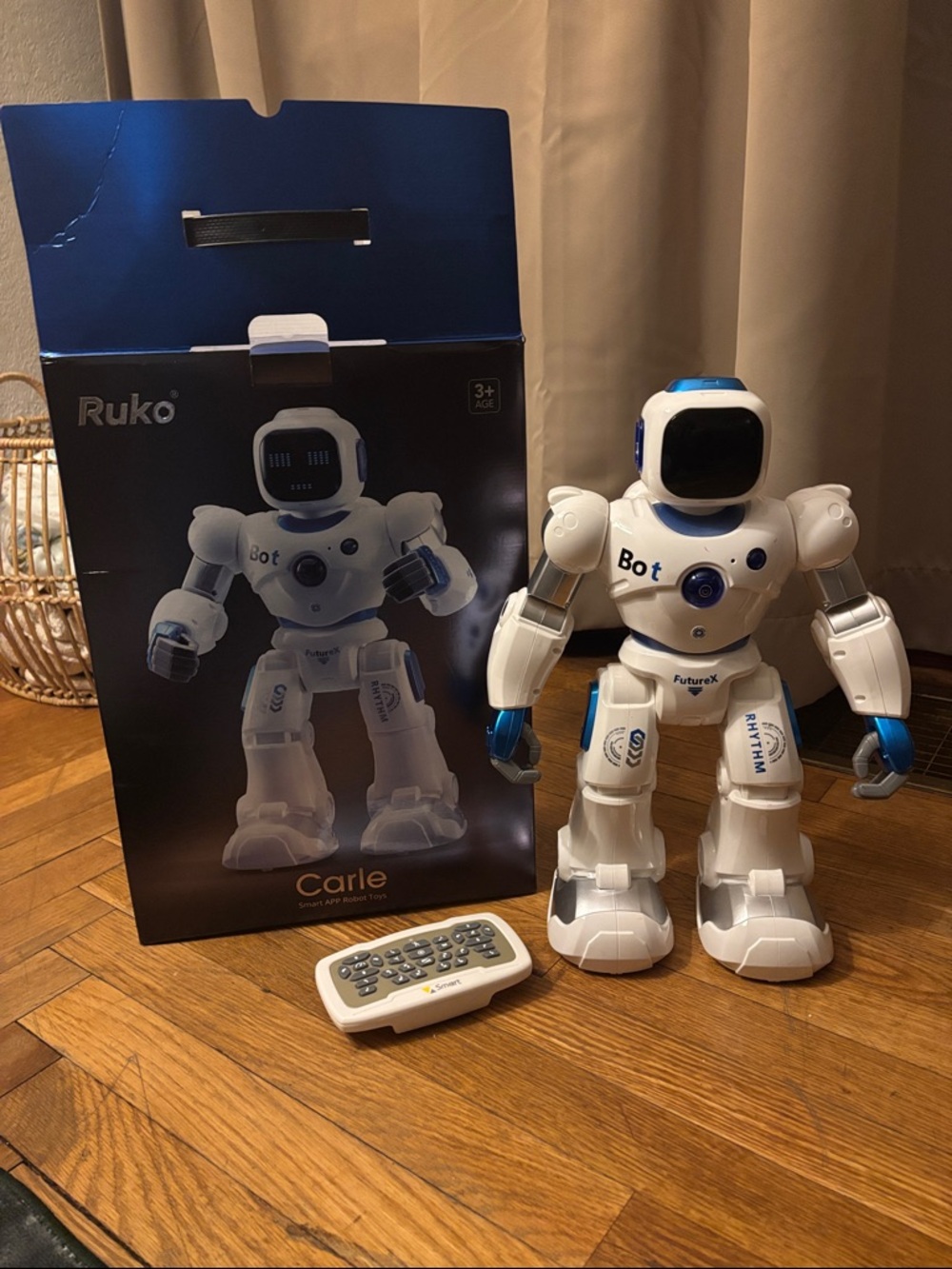 Ruko Carle White & Blue Interactive Robot Toy